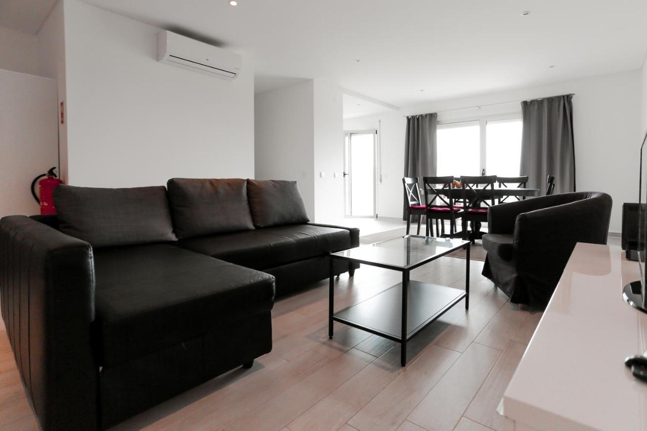 Carmona G Apartment เซามาร์ทินโญโดปอร์โต ภายนอก รูปภาพ