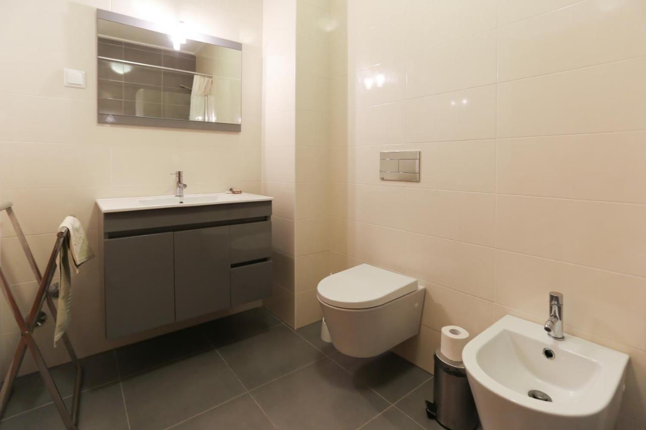 Carmona G Apartment เซามาร์ทินโญโดปอร์โต ภายนอก รูปภาพ