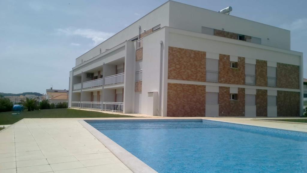 Carmona G Apartment เซามาร์ทินโญโดปอร์โต ภายนอก รูปภาพ