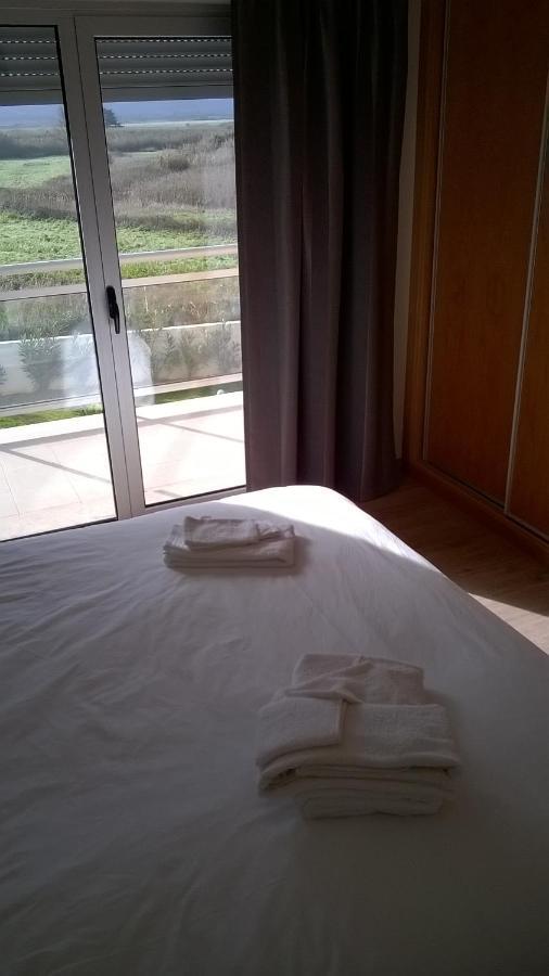 Carmona G Apartment เซามาร์ทินโญโดปอร์โต ภายนอก รูปภาพ